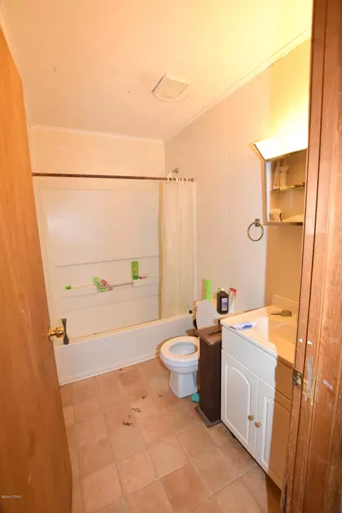 1654 Second Ave, Chipley, FL 32428 photo 9