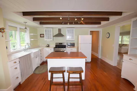 1082 Clayton Rd, Chipley, FL 32428 photo 4