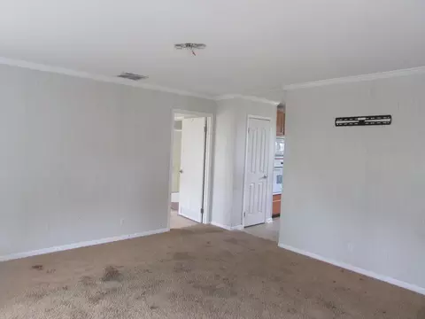 6488 Wolf Pond Rd, Bascom, FL 32423 photo 2