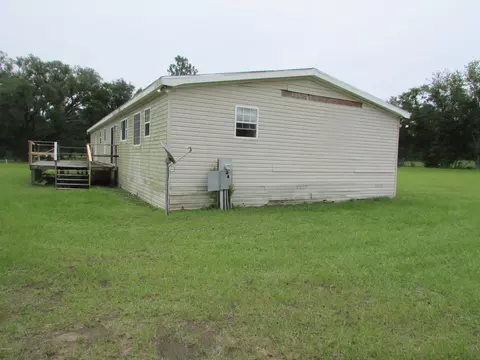 6488 Wolf Pond Rd, Bascom, FL 32423 photo 16