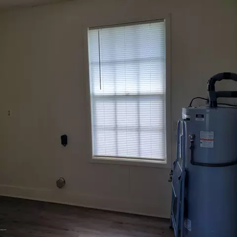 5343 7th St, Malone, FL 32445 photo 17