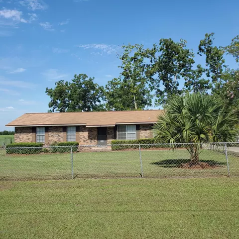 5343 7th St, Malone, FL 32445 photo 3