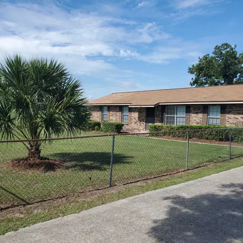 5343 7th St, Malone, FL 32445 photo 1