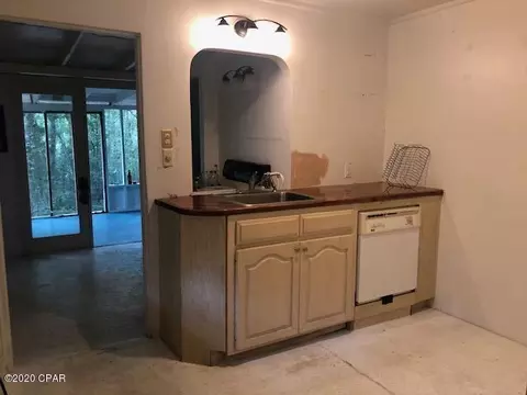 255 Western St, Freeport, FL 32439 photo 12