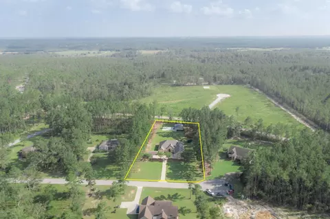 1205 Pine Bluff Dr, Chipley, FL 32428 photo 2