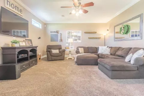 1205 Pine Bluff Dr, Chipley, FL 32428 photo 9