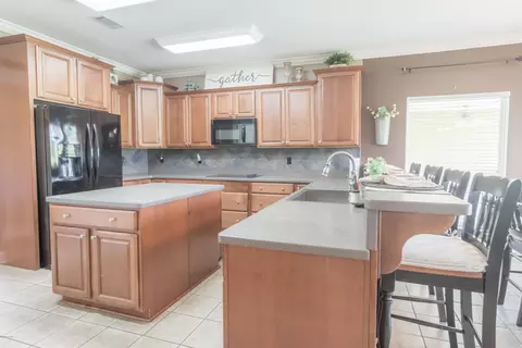1205 Pine Bluff Dr, Chipley, FL 32428 photo 5