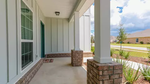 680 Cornelia St, Freeport, FL 32439 photo 3