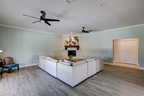 2426 E 9th St, Lynn Haven, FL 32444 photo 8
