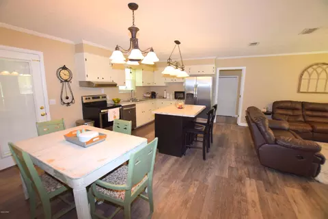 834 Kirkland Rd, Chipley, FL 32428 photo 5