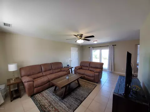 606 E Pine Forest Dr, Lynn Haven, FL 32444 photo 5