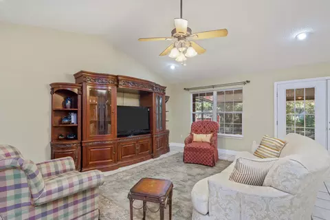 5805 Hilary St, Crestview, FL 32539 photo 12