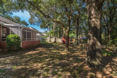 5805 Hilary St, Crestview, FL 32539 photo 7
