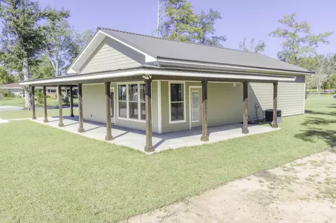 745 4th St, Chipley, FL 32428 photo 28