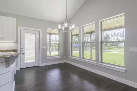 745 4th St, Chipley, FL 32428 photo 11