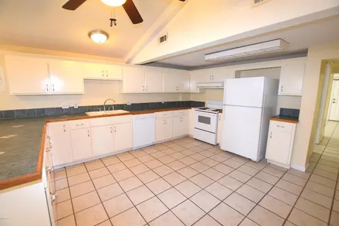 443 Corbin Rd, Cottondale, FL 32431 photo 4