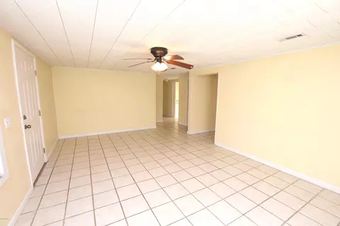 443 Corbin Rd, Cottondale, FL 32431 photo 2