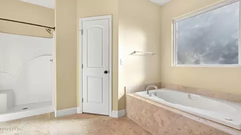 2185 Preston Cir, Chipley, FL 32428 photo 9