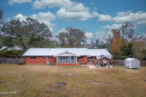 652 2nd St, Chipley, FL 32428 photo 18