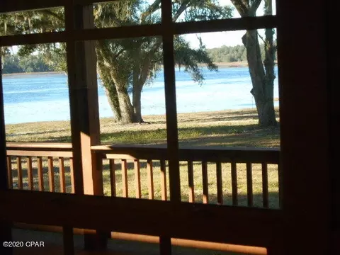 6762 Lovedale Rd, Bascom, FL 32423 photo 6