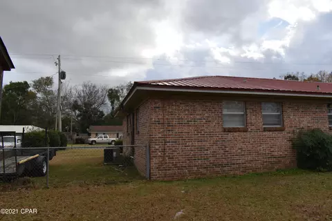 781 7th St, Chipley, FL 32428 photo 5