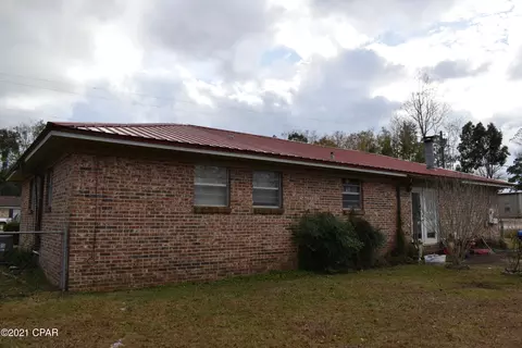 781 7th St, Chipley, FL 32428 photo 4