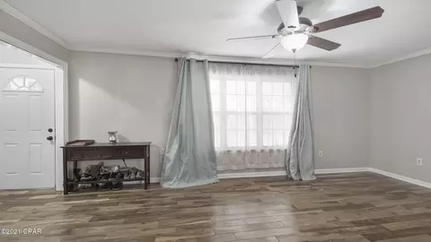 1439 Stanley Loop, Ponce De Leon, FL 32455 photo 4