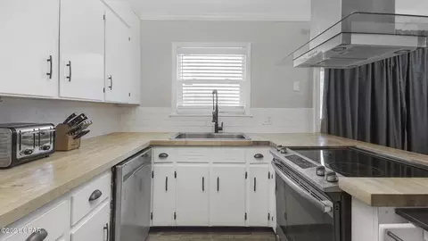 1439 Stanley Loop, Ponce De Leon, FL 32455 photo 7