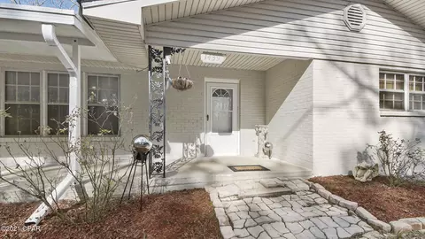 1439 Stanley Loop, Ponce De Leon, FL 32455 photo 1