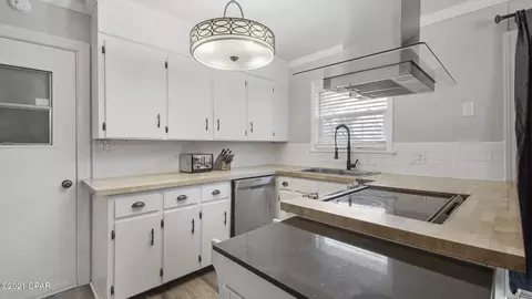 1439 Stanley Loop, Ponce De Leon, FL 32455 photo 6