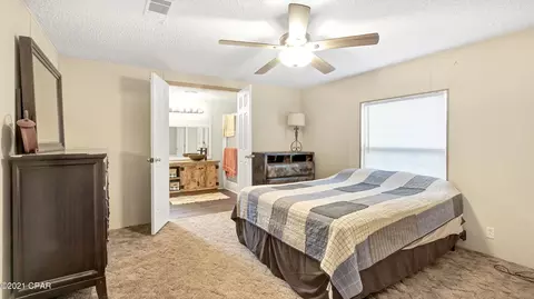 5093 Red Bug Ln, Vernon, FL 32462 photo 5