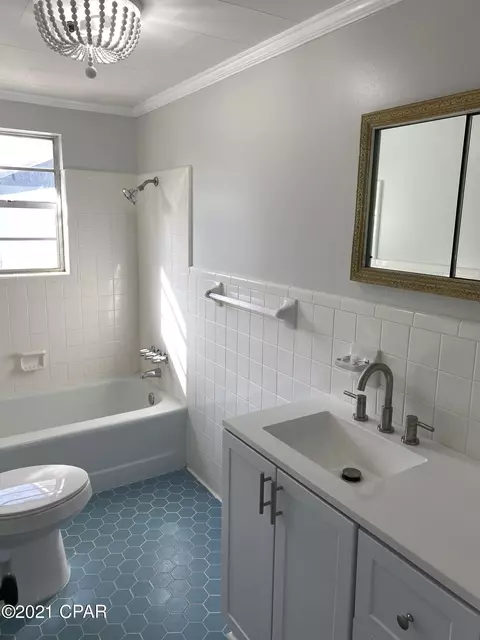 5469 10th St, Malone, FL 32445 photo 16