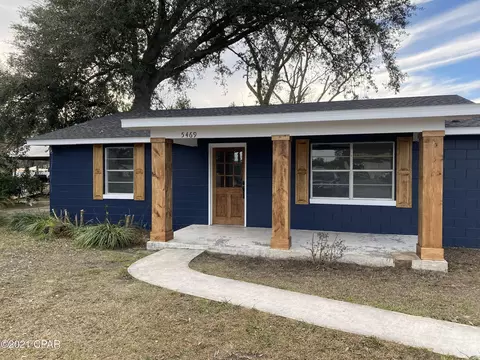 5469 10th St, Malone, FL 32445 photo 1