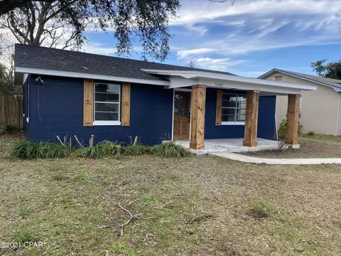 5469 10th St, Malone, FL 32445 photo 4