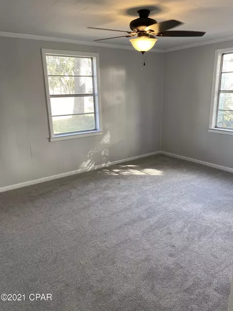 5469 10th St, Malone, FL 32445 photo 13