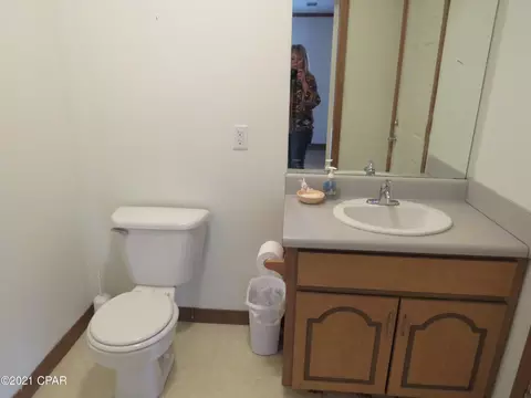 794 5th St, Chipley, FL 32428 photo 6
