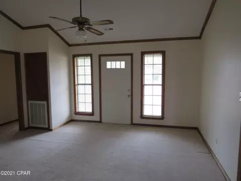 794 5th St, Chipley, FL 32428 photo 8