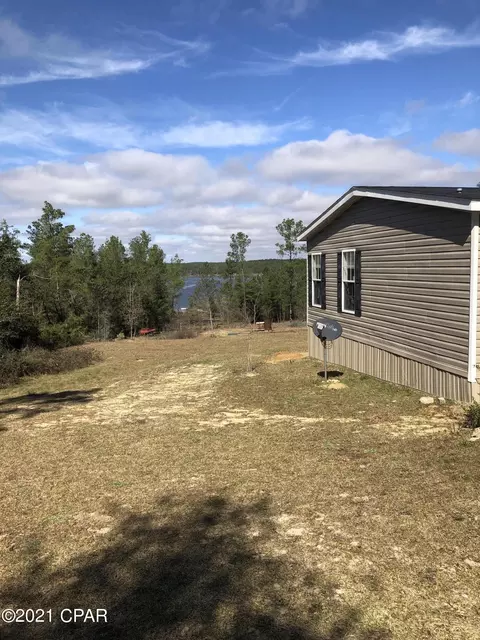 2376 Rolling Pines Rd, Chipley, FL 32428 photo 4