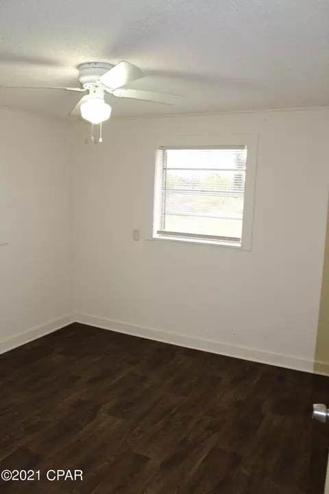 120 E 18th St, Lynn Haven, FL 32444 photo 9