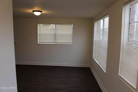 120 E 18th St, Lynn Haven, FL 32444 photo 4