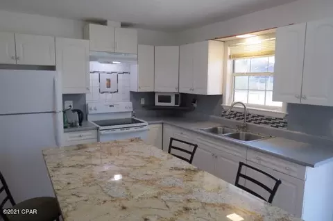518 2nd St, Chipley, FL 32428 photo 6