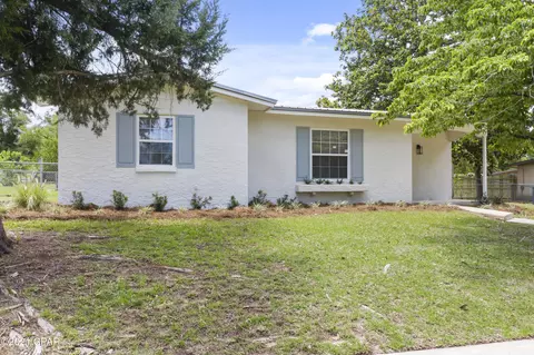 1749 Salem Dr, Chipley, FL 32428 photo 1