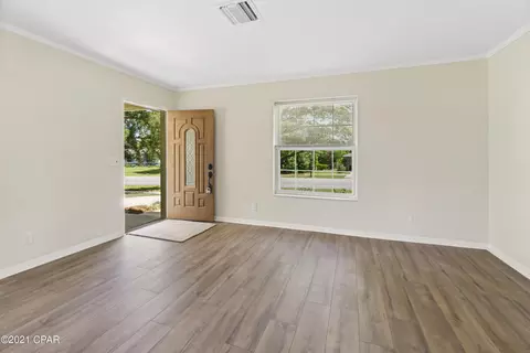 1749 Salem Dr, Chipley, FL 32428 photo 4