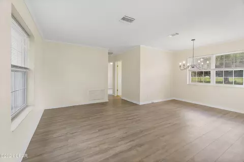 1749 Salem Dr, Chipley, FL 32428 photo 5