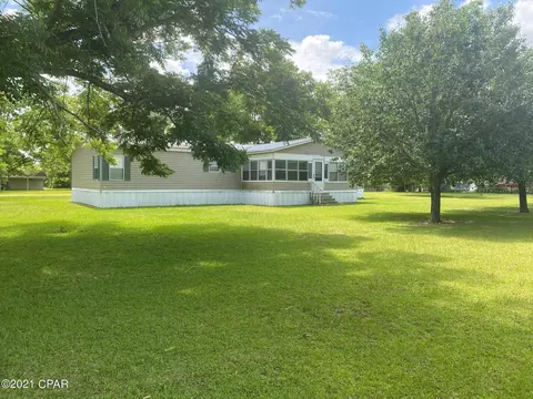 5380 7th St, Malone, FL 32445 photo 1