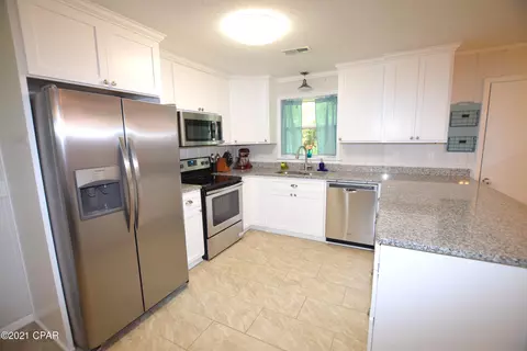 948 Dublin Rd, Chipley, FL 32428 photo 6