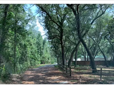 130 Lagrange Rd, Freeport, FL 32439 photo 4