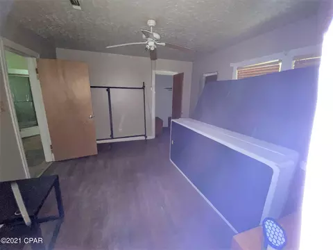 5453 10th St, Malone, FL 32445 photo 7