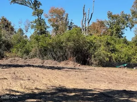 0 Oak Dr, Marianna, FL 32446