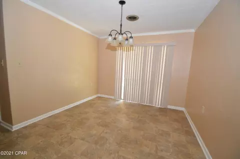 568 4th St, Chipley, FL 32428 photo 9